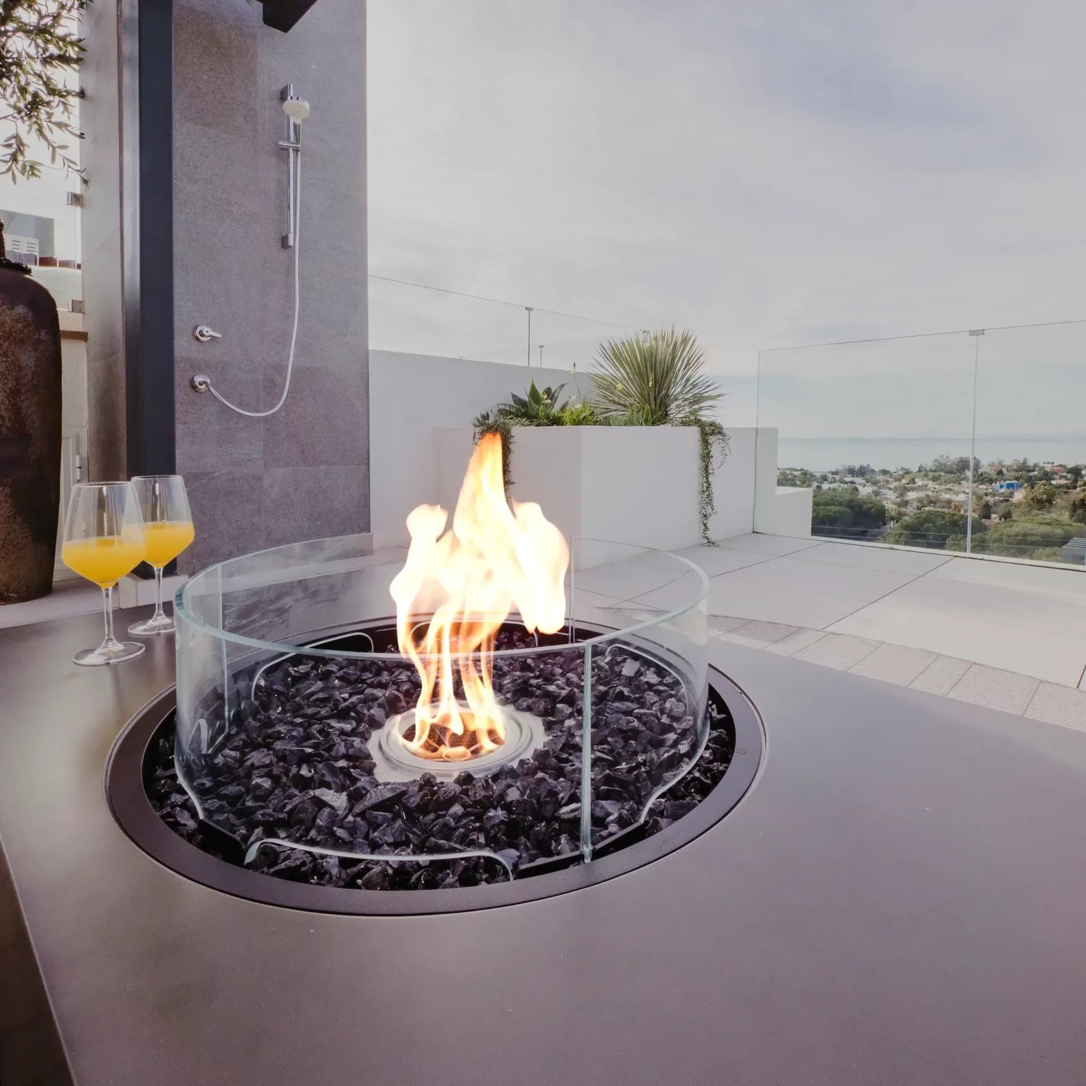 GLASS FIRE SCREEN