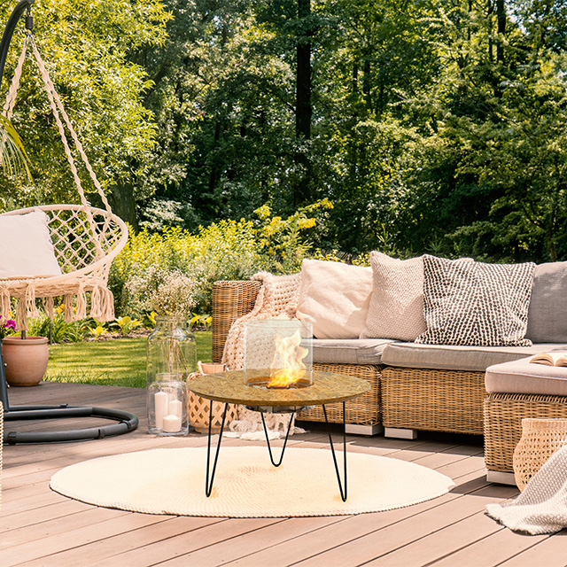 Fireplace Design Inspiration - Outdoor Round Table on Deck
